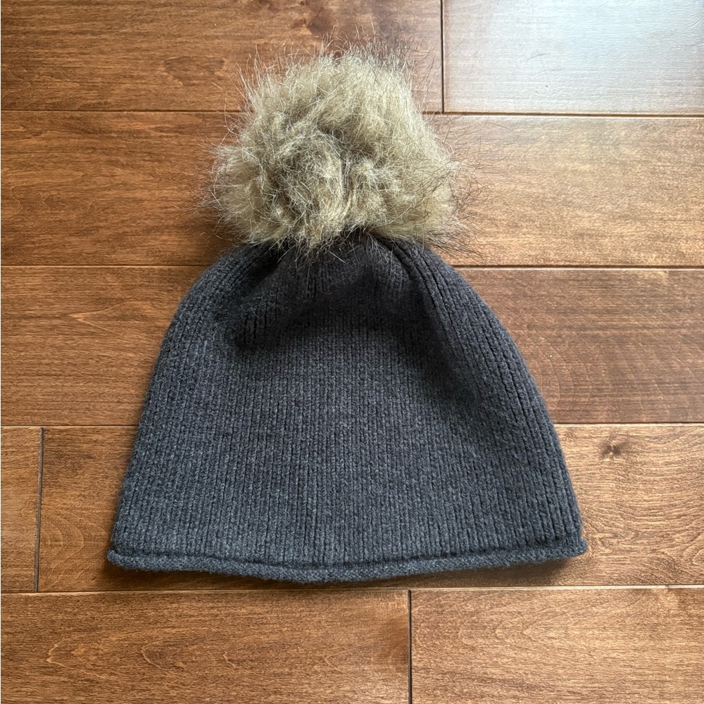 ARITZIA MAIN CHARACTER TOQUE